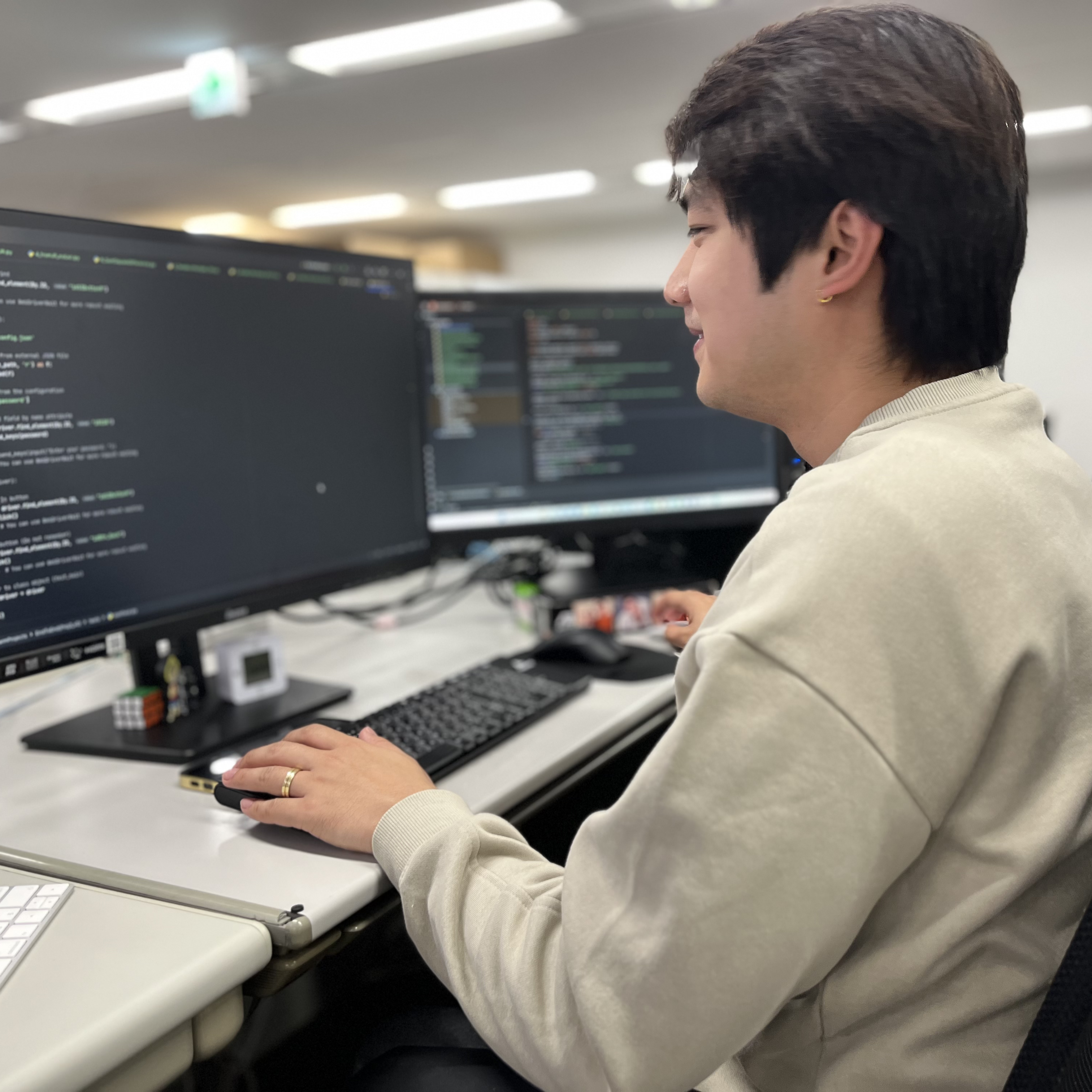 採用情報